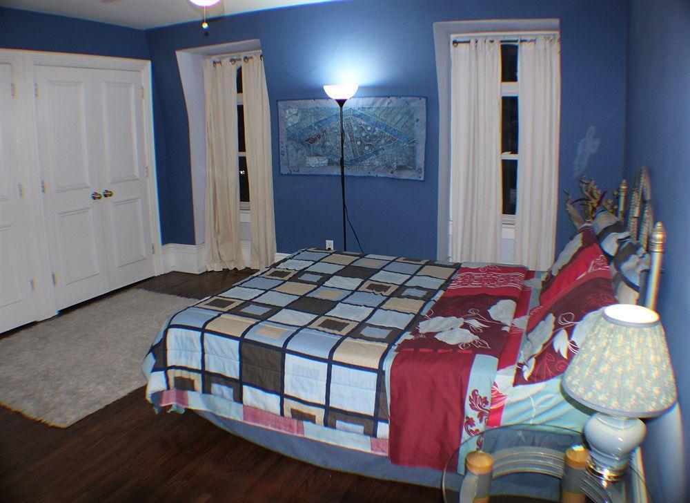 Comfy Guesthouse & Suite Toronto Exterior photo